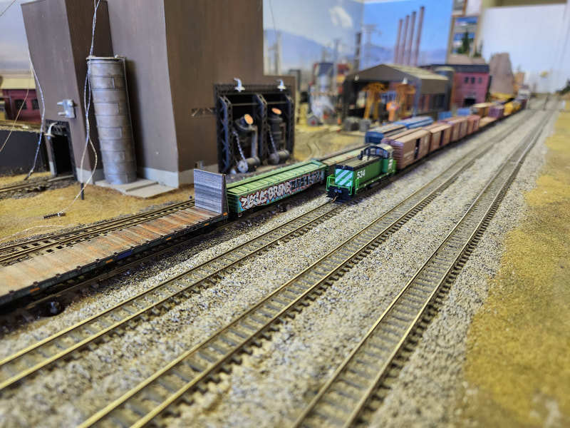 New Mexico Railrunners layout photo