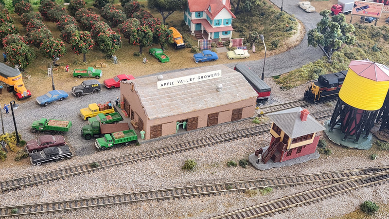 New Mexico Railrunners layout photo