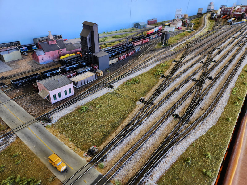 New Mexico Railrunners layout photo