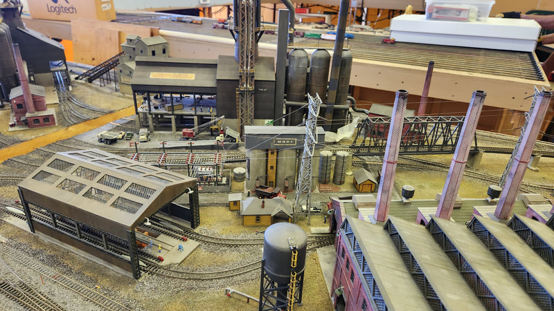 New Mexico Railrunners layout photo