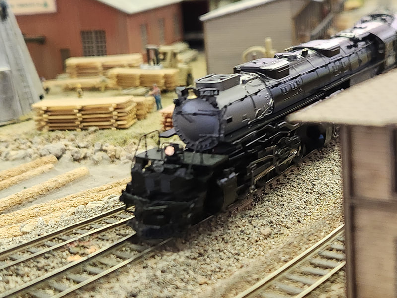New Mexico Railrunners layout photo