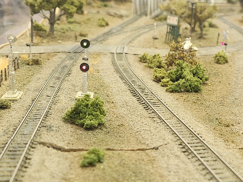 New Mexico Railrunners layout photo
